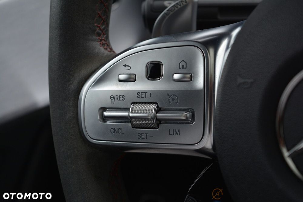 Mercedes-Benz CLA - 15