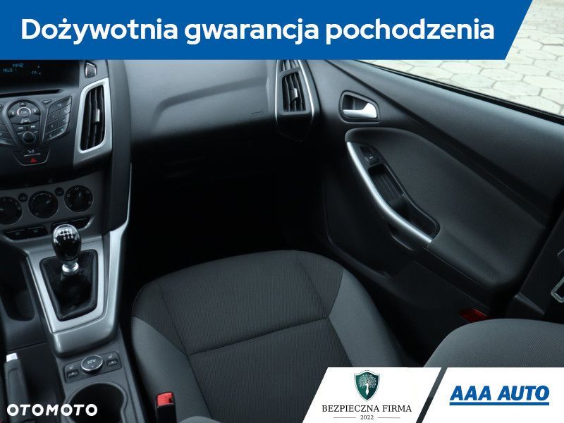 Ford Focus - 10