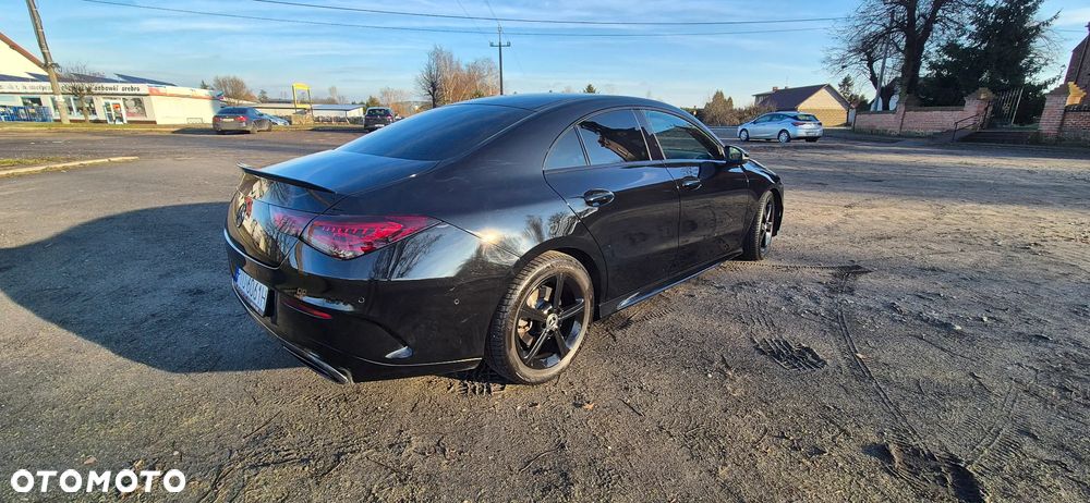 Mercedes-Benz CLA 200 7G-DCT AMG Line - 10