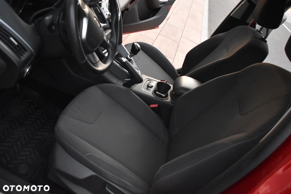 Ford Focus - 35