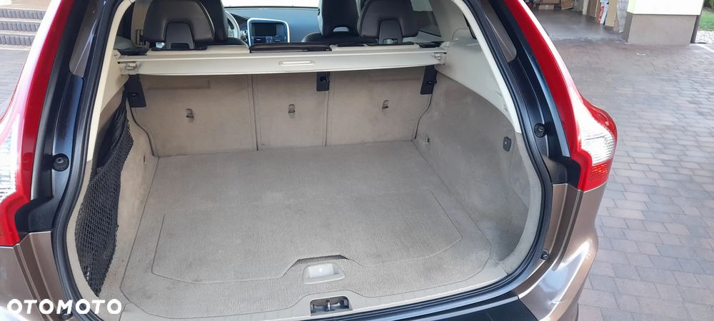 Volvo XC 60 - 3