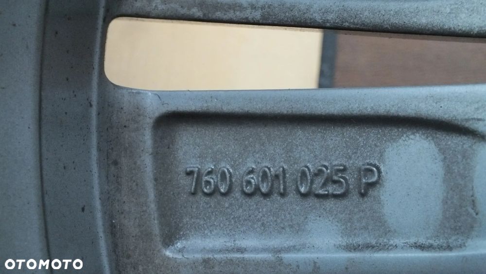 Felga aluminiowa 8,5 x 19 Volkswagen 760601025P - 6