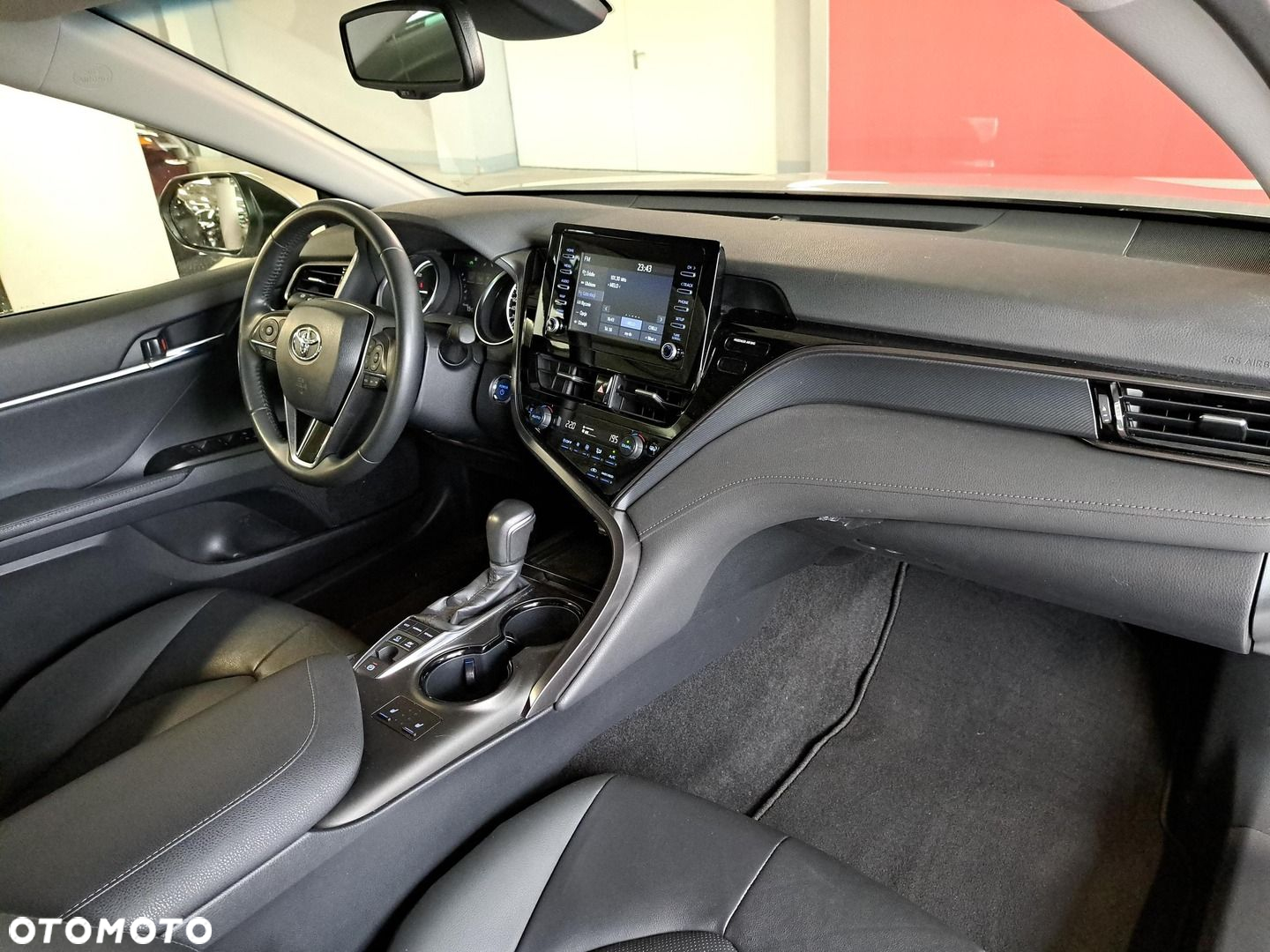 Toyota Camry 2.5 Hybrid Comfort CVT - 16