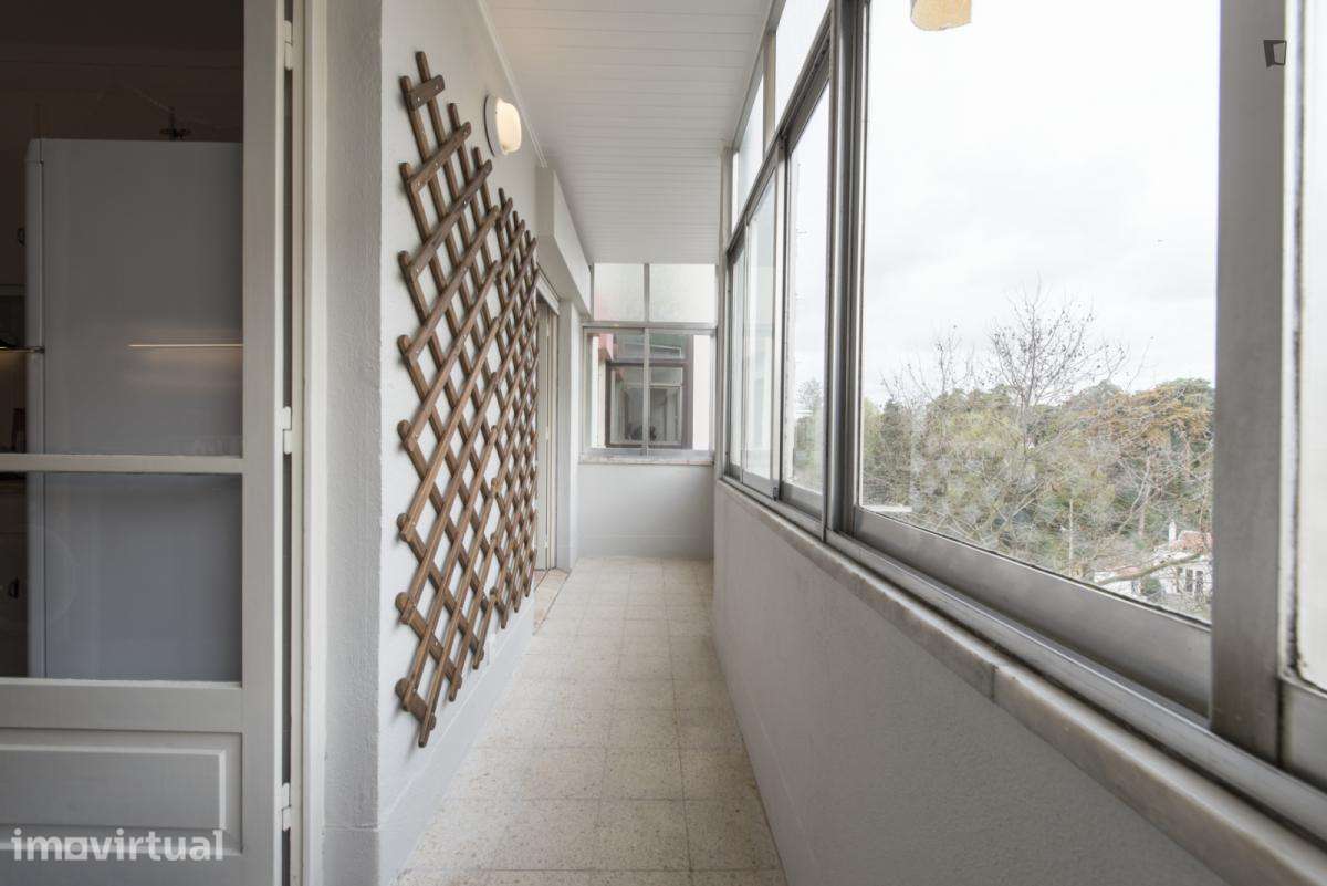 Apartamento com 2 quartos - localizado em Carnide Lisbon - Grande imagem: 4/25