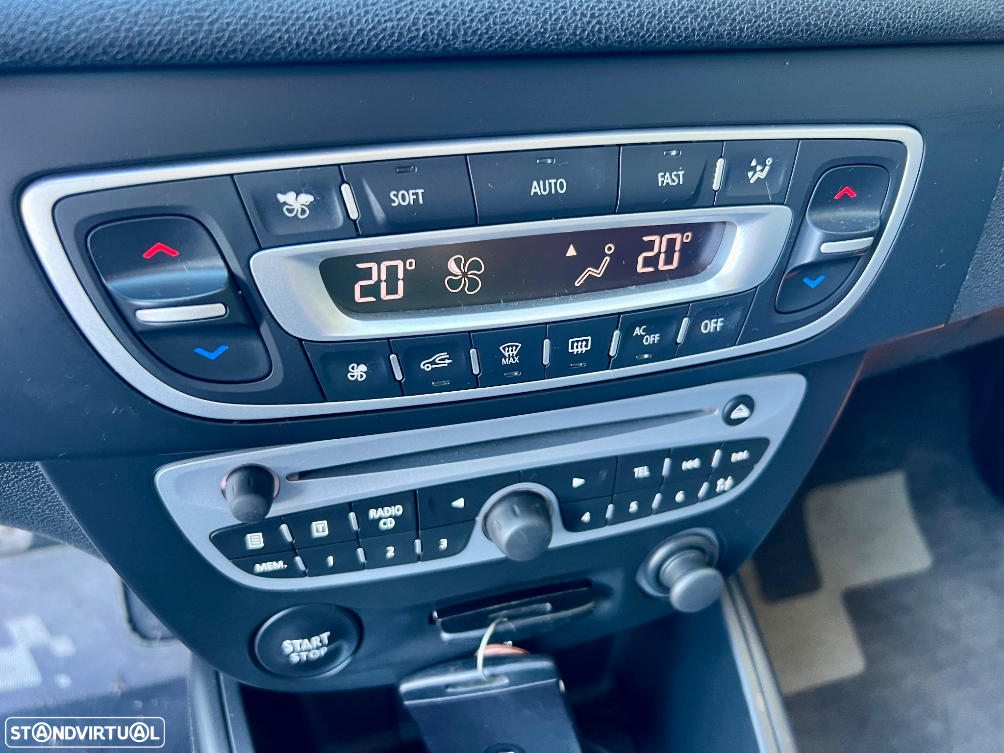Renault Mégane 1.5 dCi GT Line J18 - 11