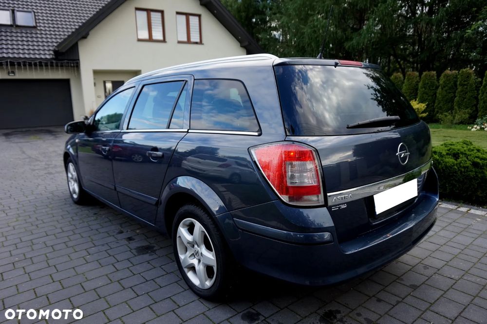 Opel Astra 1.6 Cosmo - 3