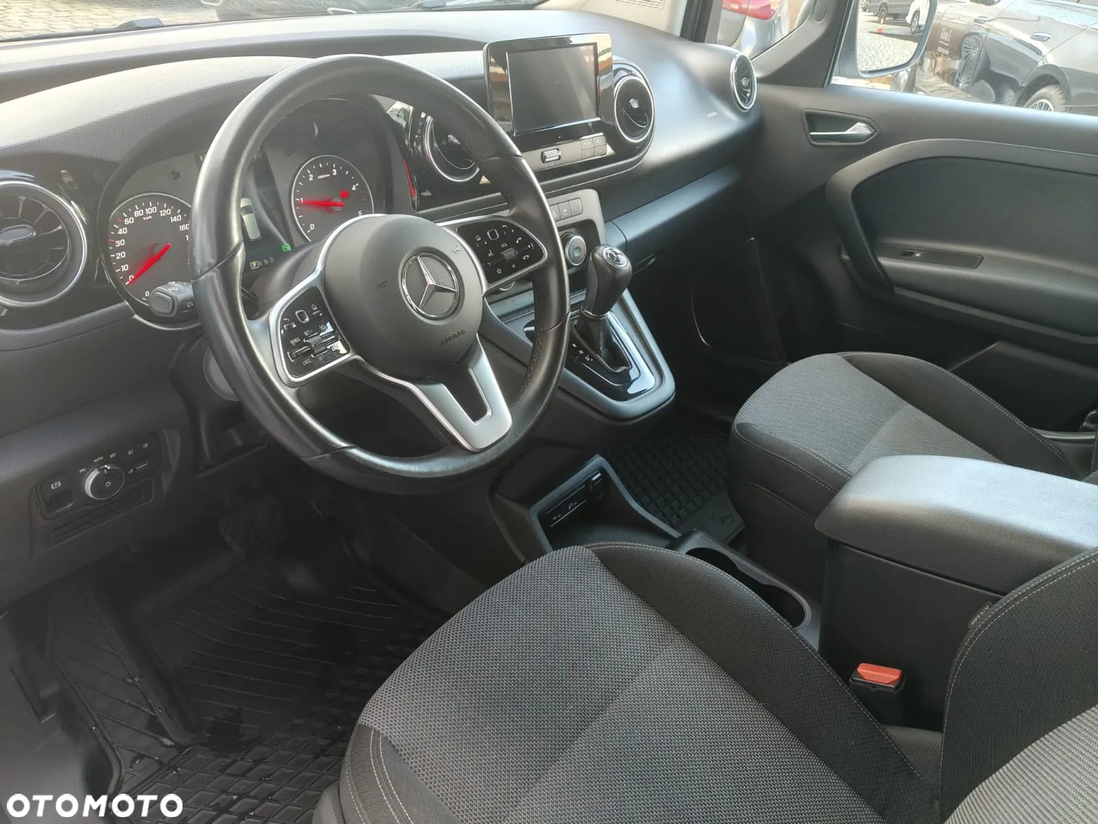 Mercedes-Benz Citan - 11