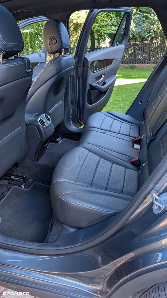 Mercedes-Benz GLC 300 4Matic 9G-TRONIC - 14