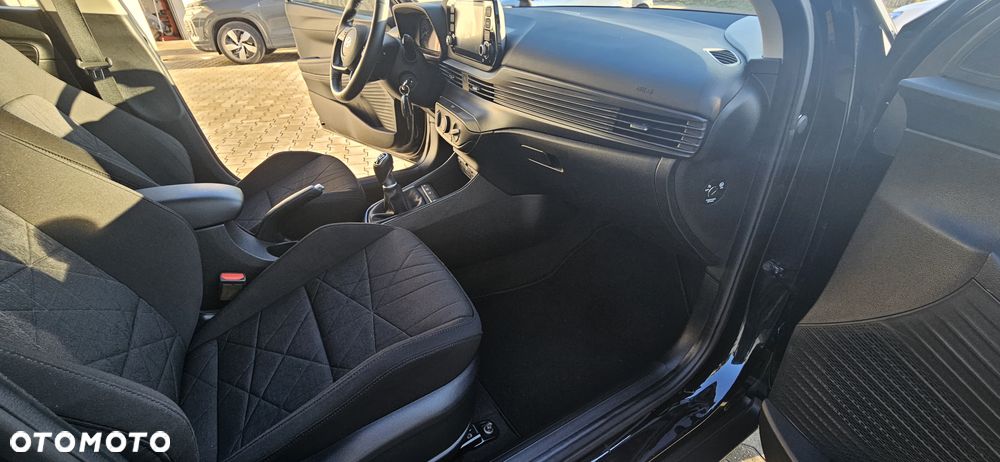 Hyundai Bayon 1.0 T-GDI Connect & Go - 17