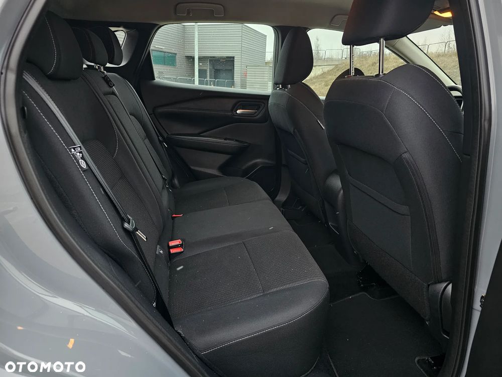 Nissan Qashqai 1.3 DIG-T Acenta DCT - 16