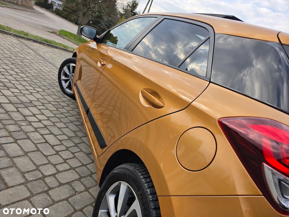 Hyundai i20 1.2 Passion Plus - 14