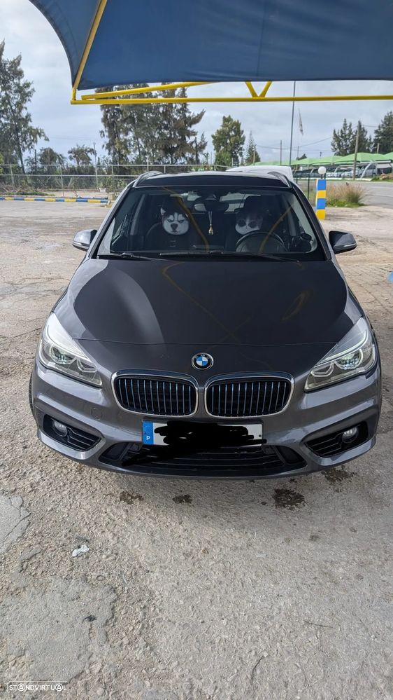 BMW 225xe Active Tourer - 8