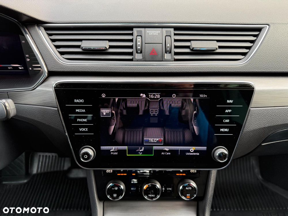 Skoda Superb 1.5 TSI Style DSG - 28