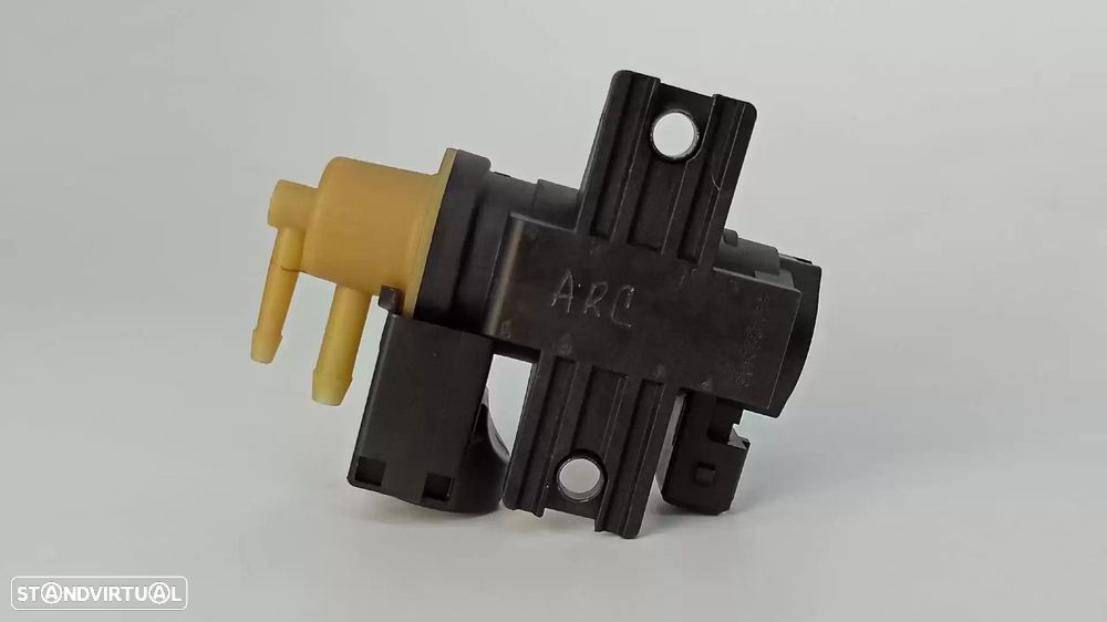 VALVULA AR ADICIONAL NISSAN MICRA V 2017 -8200790180 - 2