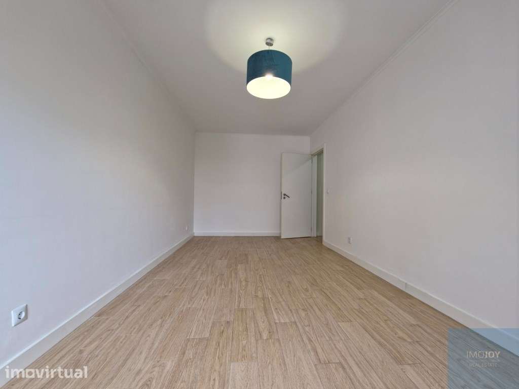 Apartamento T3 em Carnaxide - Grande imagem: 2/18