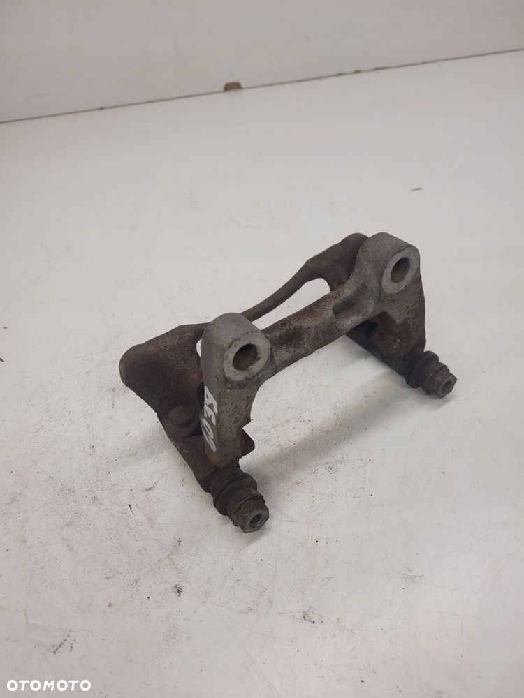JARZMO ZACISKU TYŁ AUDI VW SEAT SKODA 6039 - 4