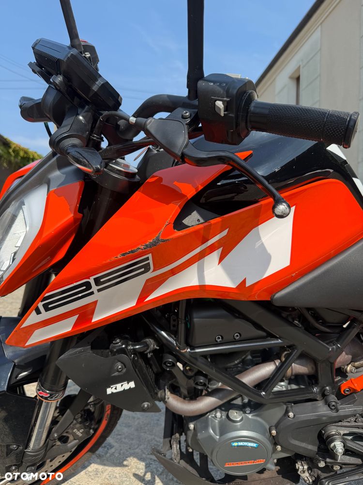 KTM Duke 125 - 9