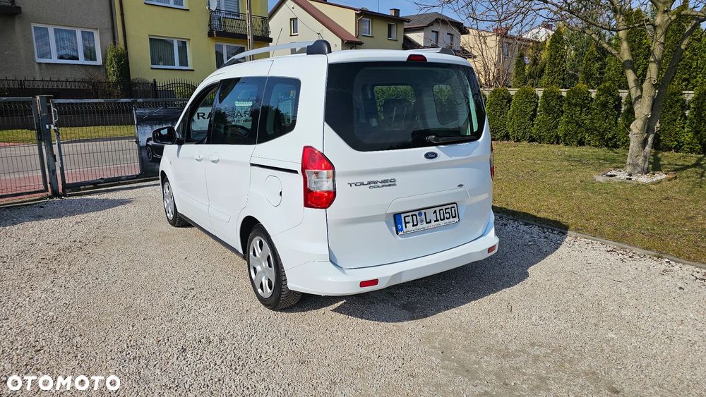 Ford Tourneo Courier 1.5 TDCi S&S Trend - 7