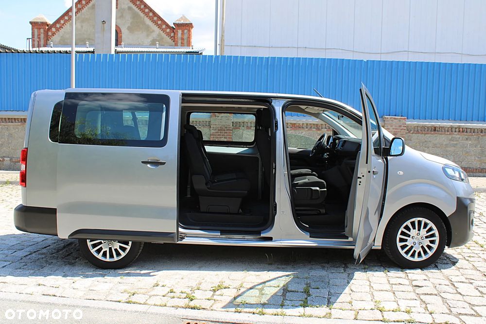 Opel Vivaro - 12