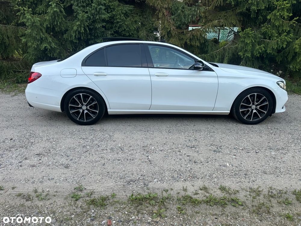 Mercedes-Benz Klasa E 220 d 9G-TRONIC - 14