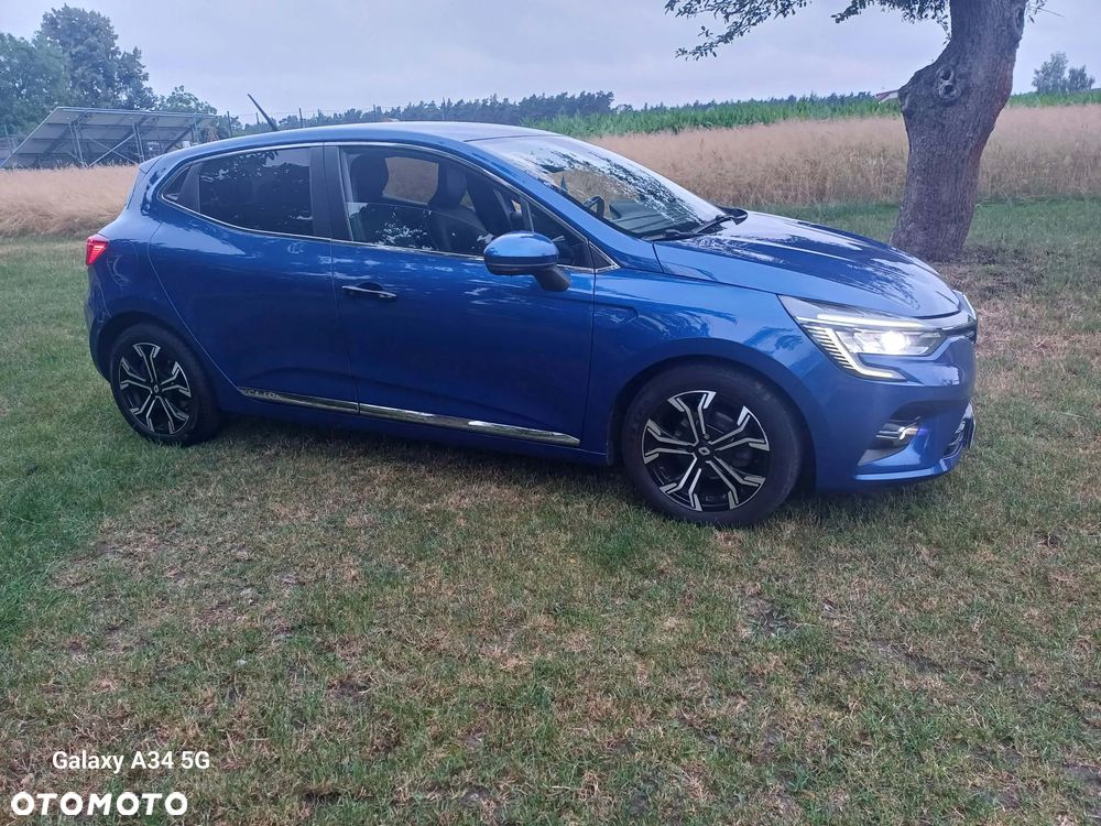 Renault Clio - 10