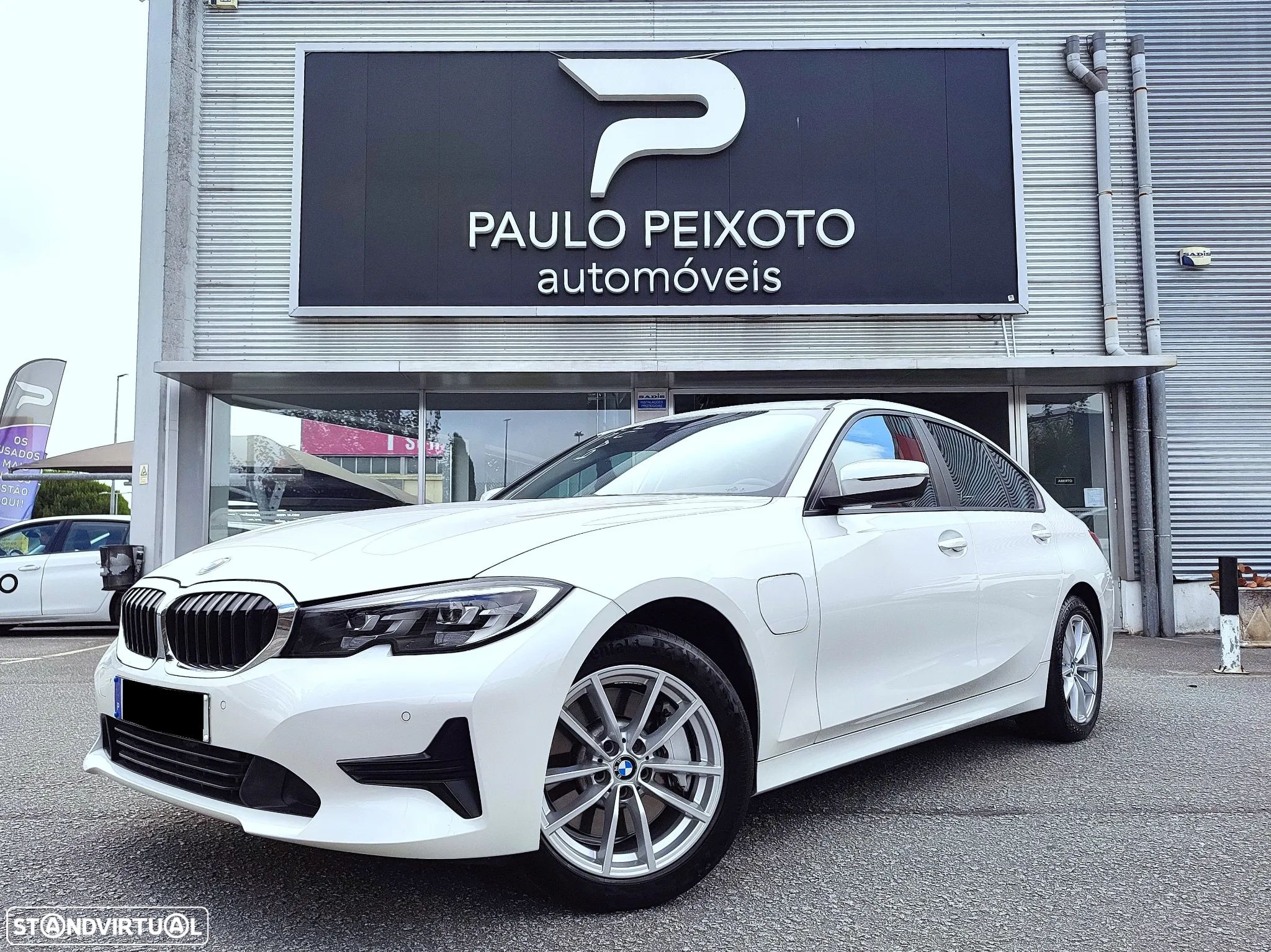 BMW 330 e Corporate Edition Auto - 1