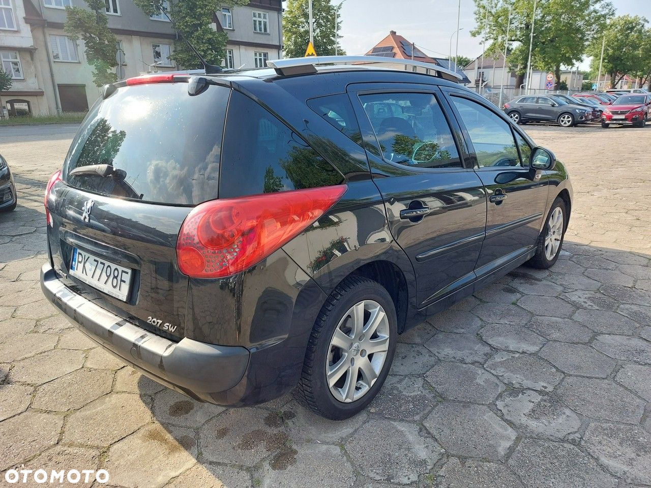 Peugeot 207 - 8
