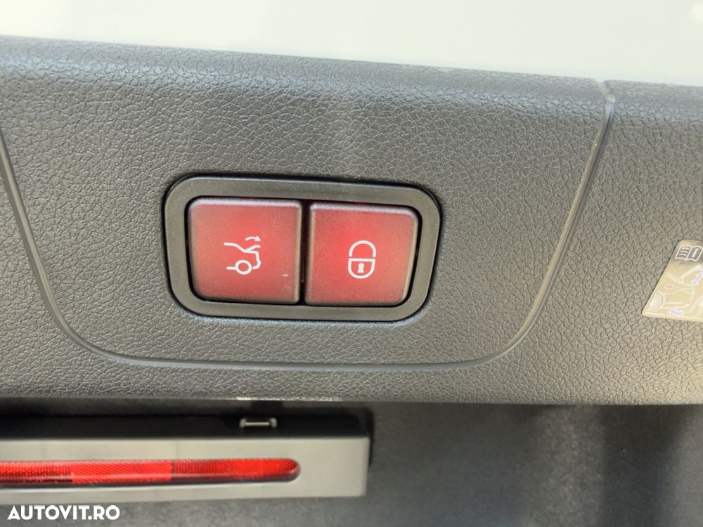 Mercedes-Benz CLA 350 4MATIC EQ Technologie - 11