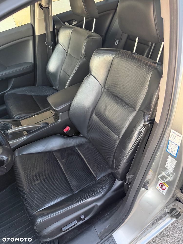 Honda Accord 2.0 i Executive - 12