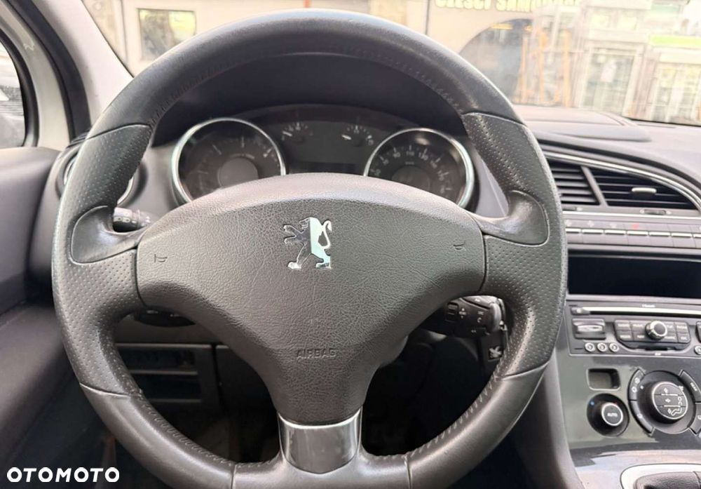 Peugeot 5008 - 13