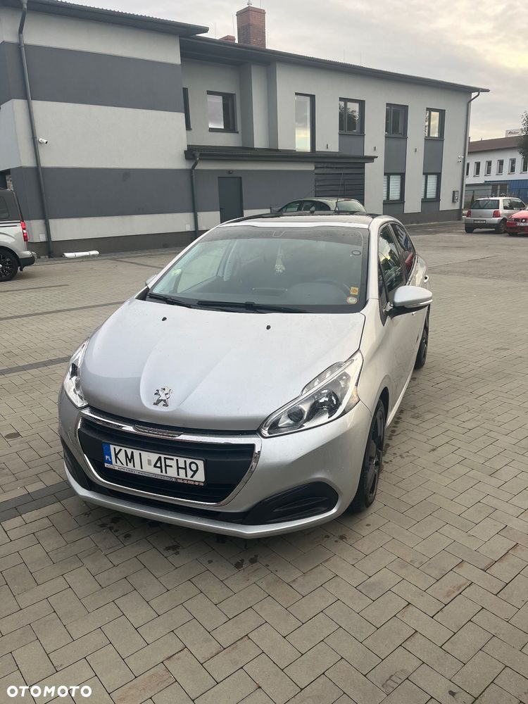Peugeot 208 1.6 BlueHDi Active S&S - 1