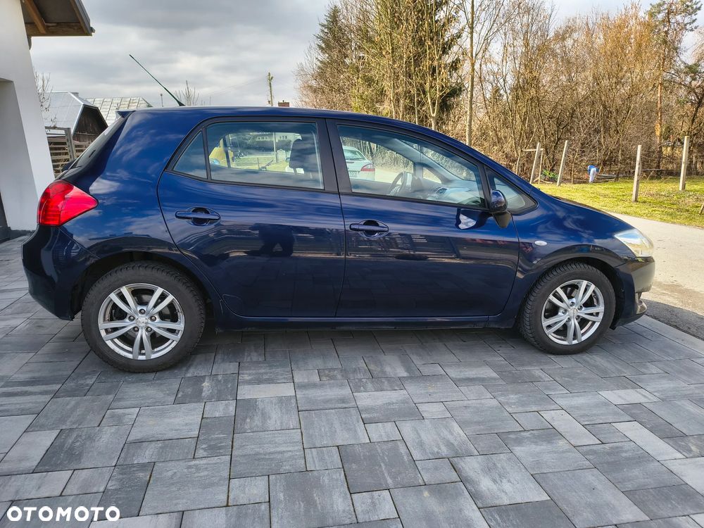 Toyota Auris 2.0 D-4D Prestige - 21