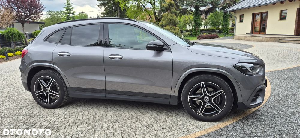 Mercedes-Benz GLA 220 d 4-Matic AMG Line - 4