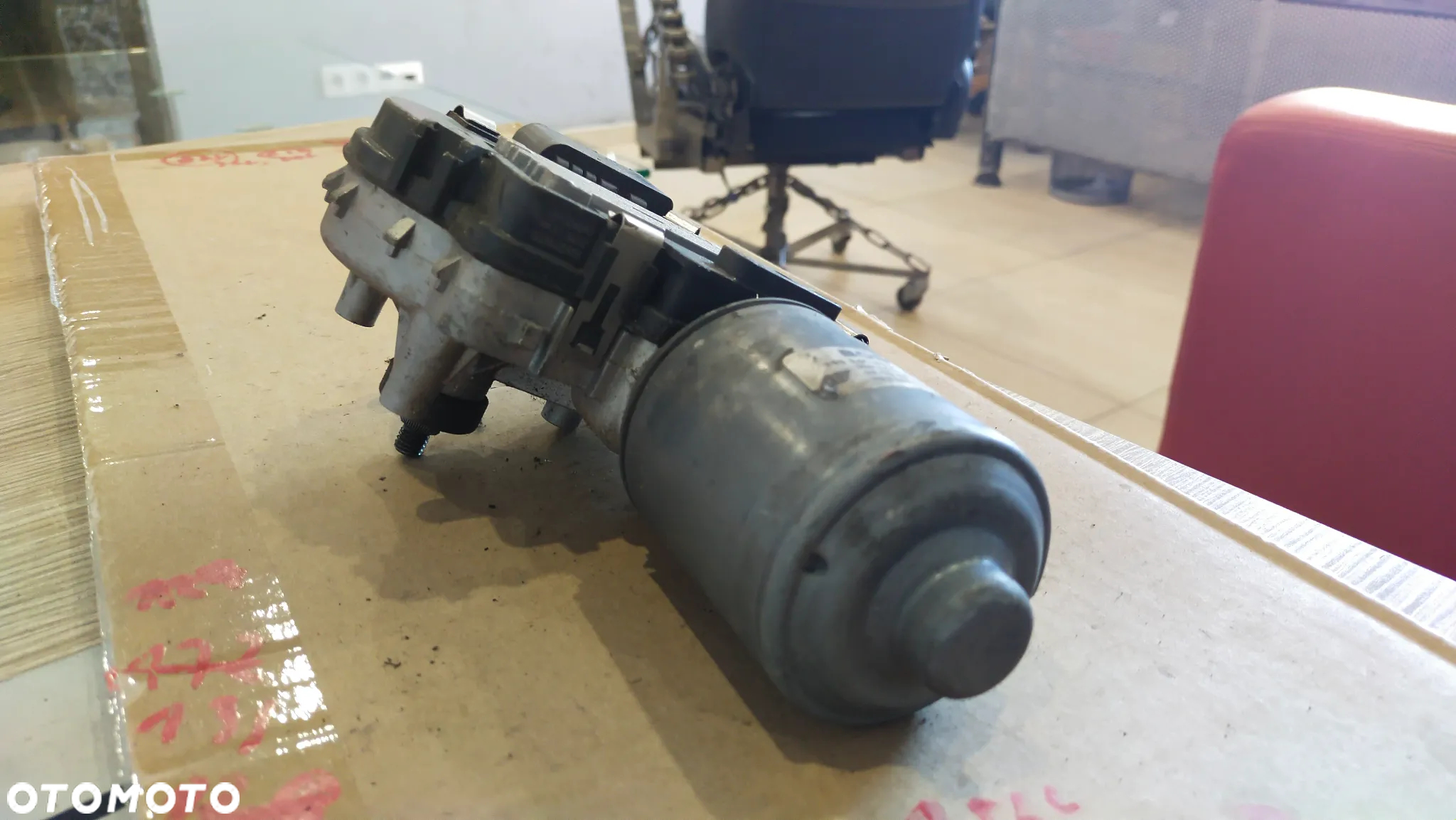 BOSCH Silnik wycieraczek 390 241 803CDF12V - 3