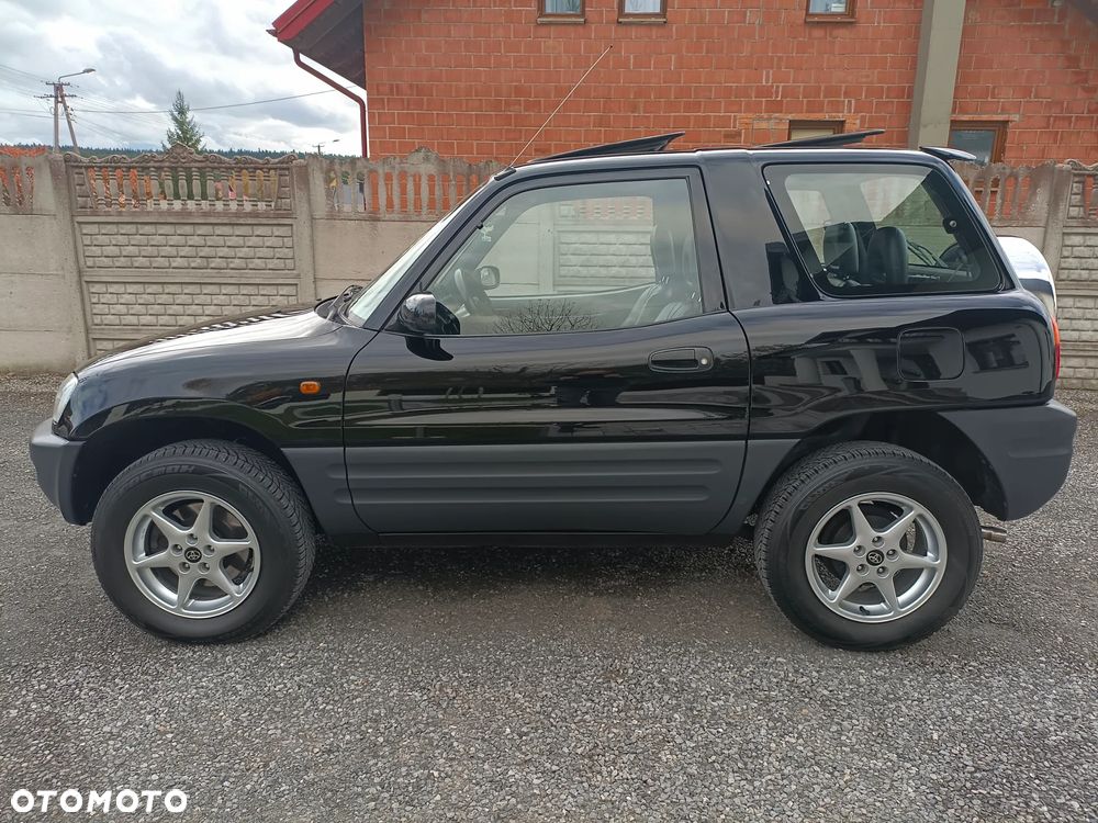 Toyota RAV4 2.0 Special - 26