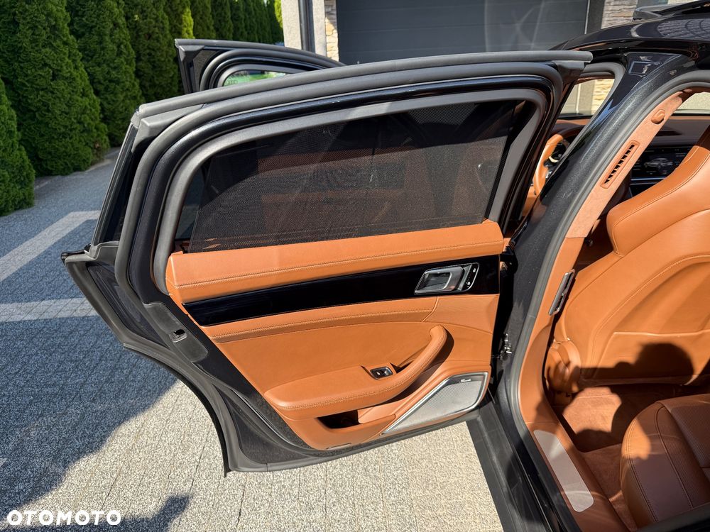 Porsche Panamera Turbo S - 29