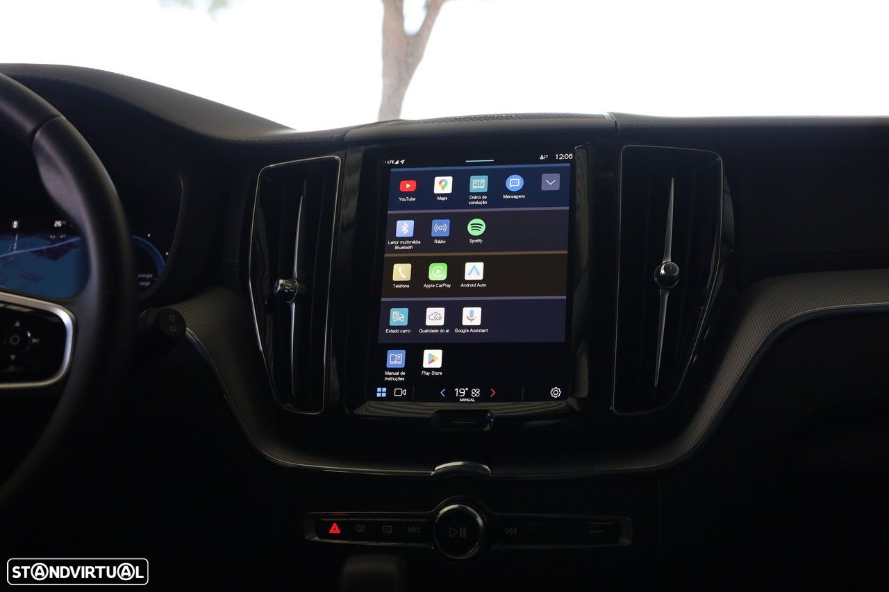 Volvo XC 60 2.0 T6 PHEV Ultimate Dark AWD - 13