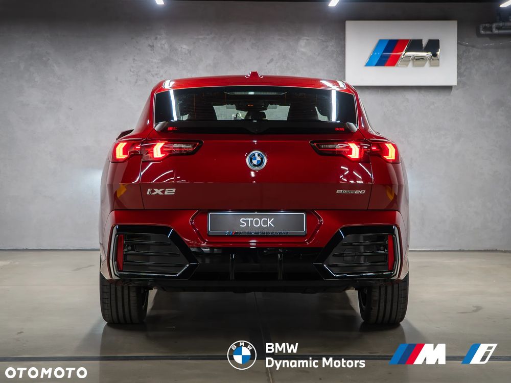 BMW iX2 eDrive20 - 5