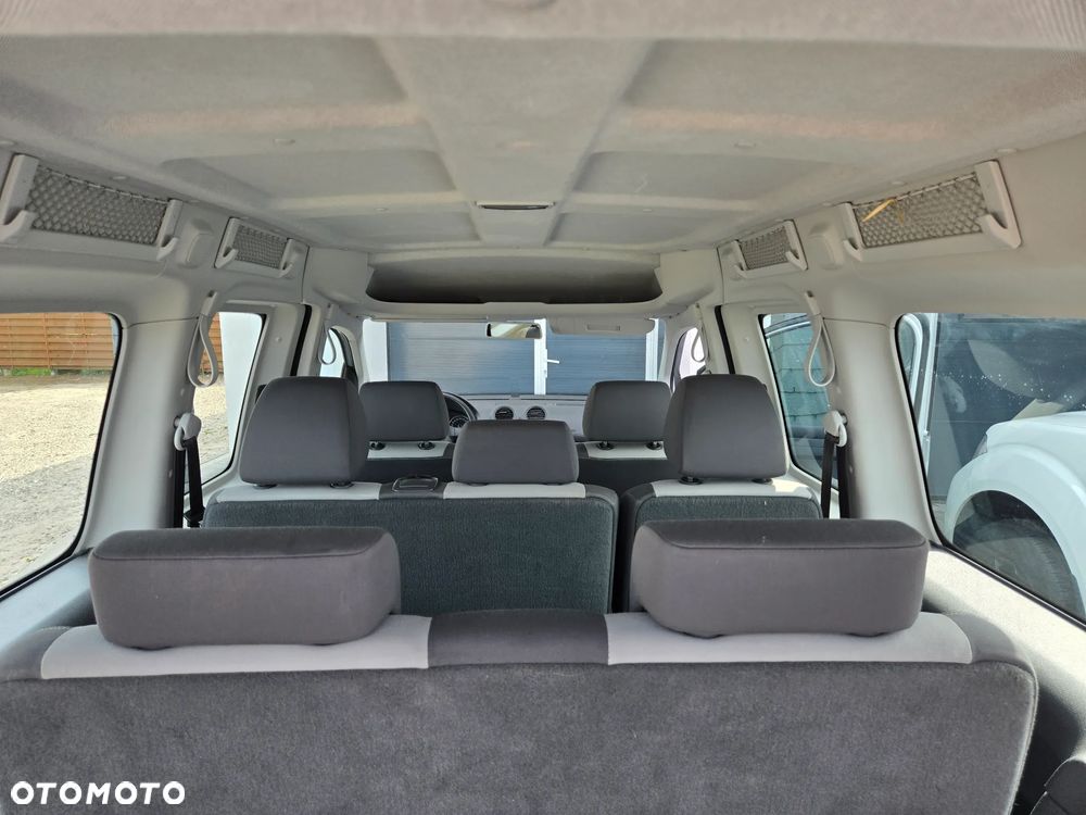 Volkswagen Caddy Comfortline - 31