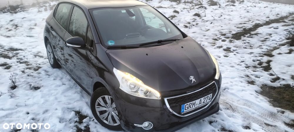 Peugeot 208 PureTech 82 Start & Stop Allure - 4