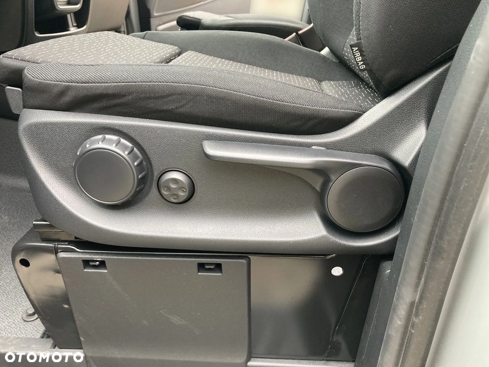 Mercedes-Benz Vito Tourer L2 Pro 9G-Tronic 447.703 - 17