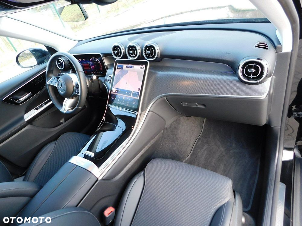 Mercedes-Benz GLC - 7