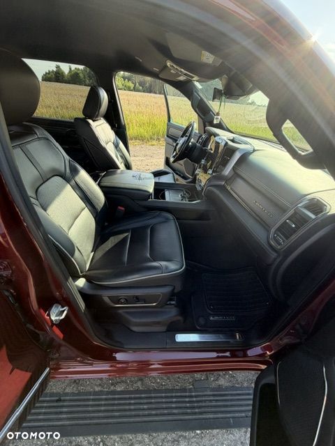 RAM 1500 - 17