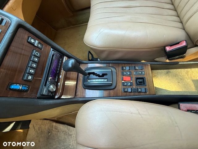 Mercedes-Benz W123 - 8