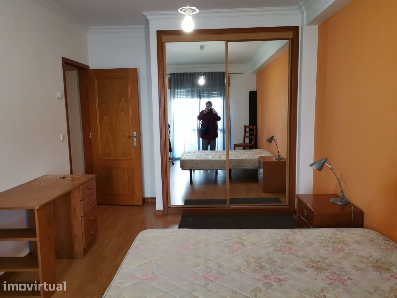 M. Guizo(próx. C. Comercial UBBO- Quarto p/homens - Grande imagem: 2/27