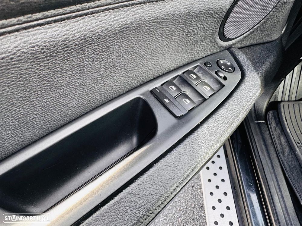 BMW X5 xDrive35d - 27