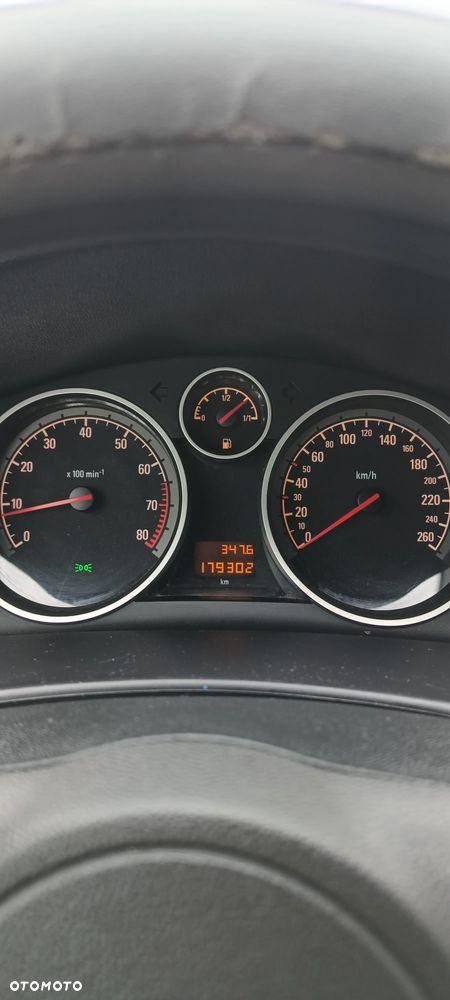 Opel Astra 1.6 - 11