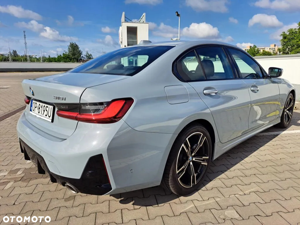BMW Seria 3 318i M Sport - 22