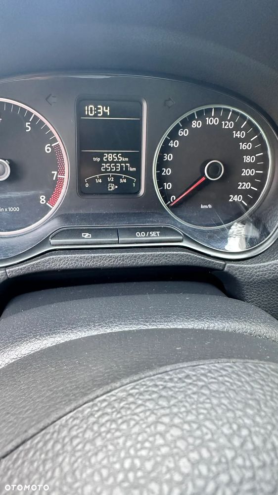Volkswagen Polo 1.4 16V Comfortline - 7
