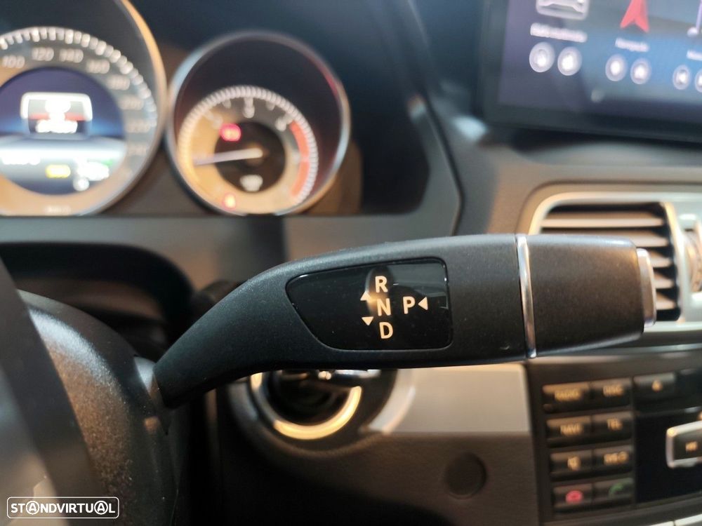 Mercedes-Benz E 250 CDi Avantgarde BlueEfficiency Auto - 20